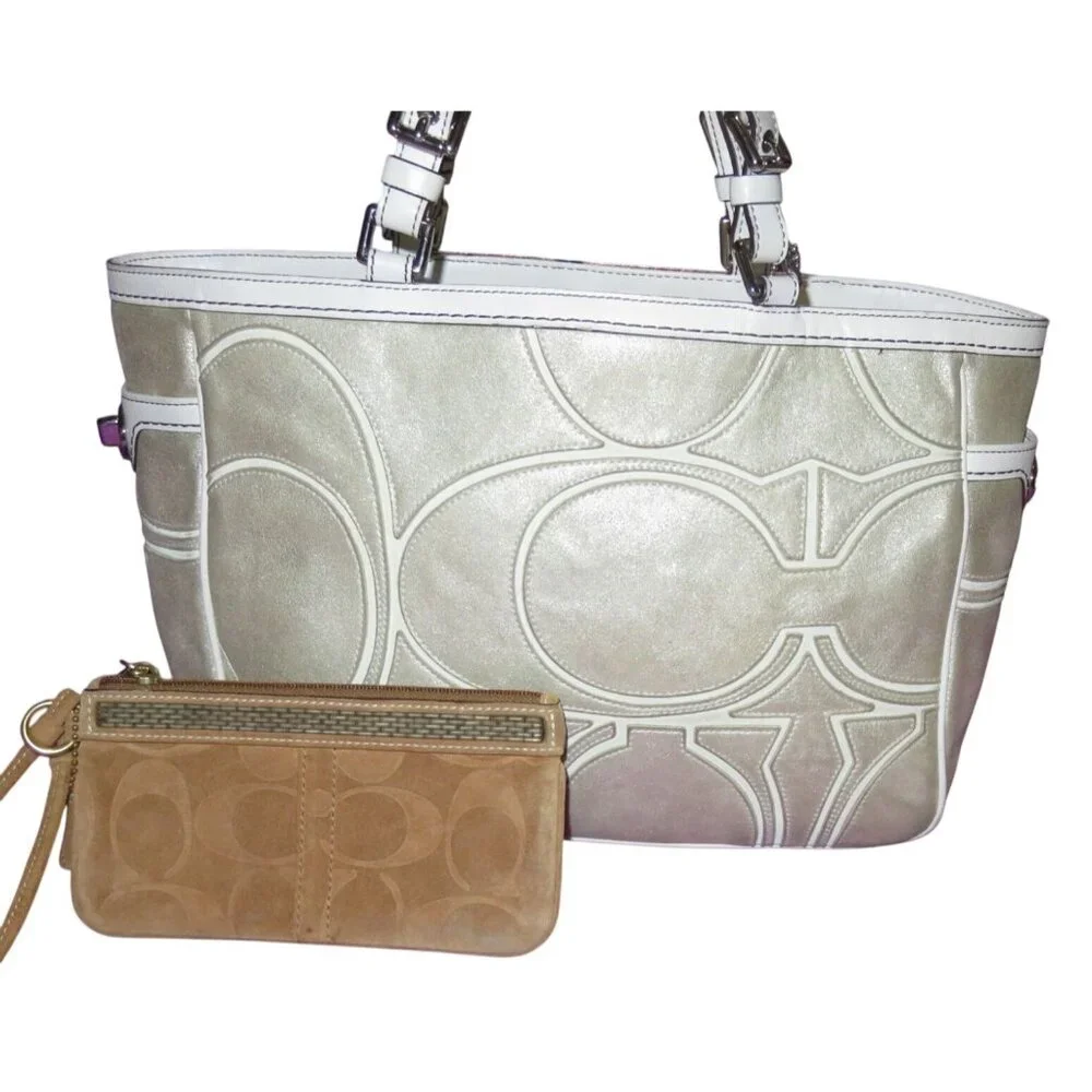Coach 2005 Silver Leather Pierced Studded Signature Gallery Tote Brown Wristlet